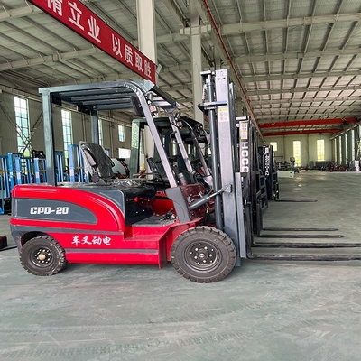 2000 kg Ηλεκτρικό ανελκυστήρα 2 τόνων 3 μέτρα Υψόμετρο ανύψωσης Υδραυλικός συσσωρευτής Προσαρμόσιμος