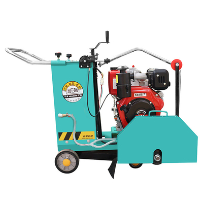 Υψηλή λειτουργική απόδοση 700mm Diesel Power Beton Cutter Road Cutting Machine κατασκευασμένη
