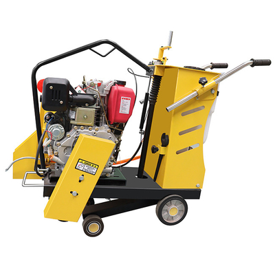 Υψηλή λειτουργική απόδοση 700mm Diesel Power Beton Cutter Road Cutting Machine κατασκευασμένη