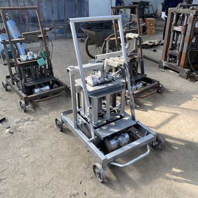 Εύκολο στη λειτουργία Εγχειρησιακό ενσωματωμένο τούβλο κατασκευής μηχανή μπλοκ κατασκευής τσιμέντου μηχανή