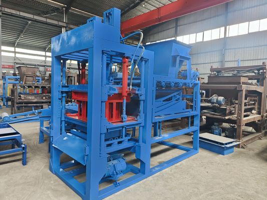 Μηχανή κατασκευής τούβλων από τσιμέντο 75KN για την παραγωγή τούβλων