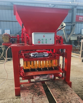 Προσαρμογή Σκηνοθέτη Πατώματος Τσιμέντο Machine Production Line με Τσιμέντο Breaker Machine