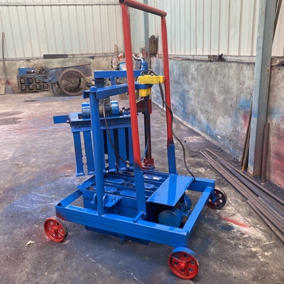 Ελαφρύ Interlock Brick Making Machine για την γραμμή παραγωγής τούβλων 5000*1650*2200mm