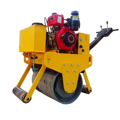800 mm Διάμετρος τύμπανο 15 KW Μικρός συμπιεστής Μίνι τροχός κυλίνδρος για ένα γήπεδο κρίκετ